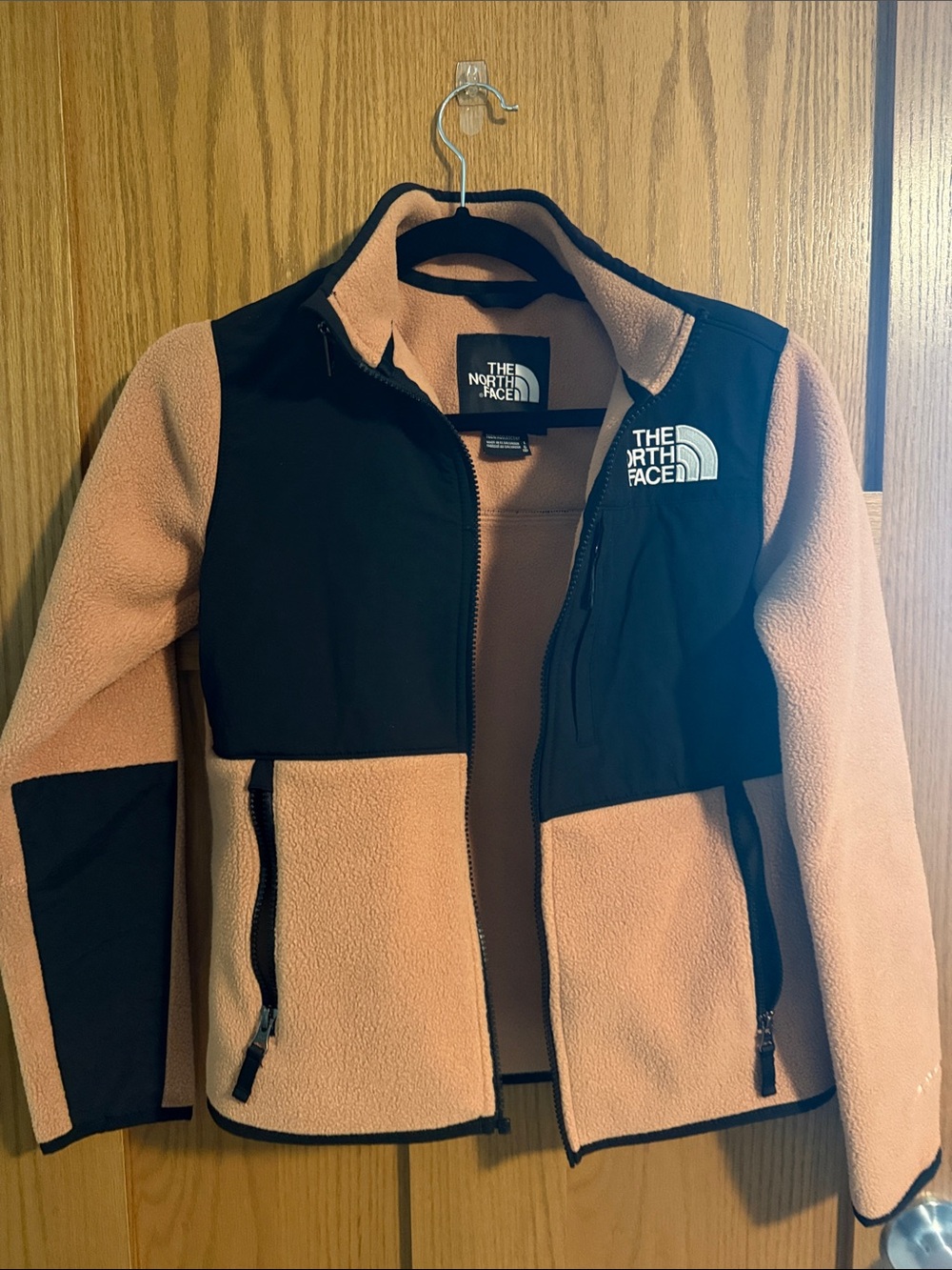 The North Face Big Kids’ Denali Jacket (L)